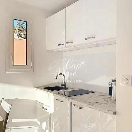 Apartament 2 Personnes Chic Et Cosy A 5 Min De La De Cavaliere Aigue-Belle