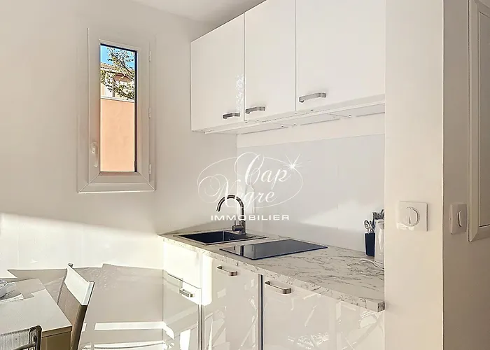 Appartement 2 Personnes Chic Et Cosy A 5 Min De La De Cavaliere Aigue-Belle